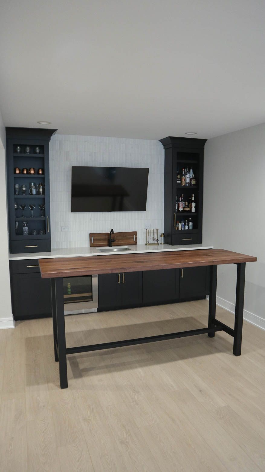 26x84x42 Custom Metal Design Walnut Thick Top No Apron Clean Edge No Distress Natural Flat Dull Texture Black