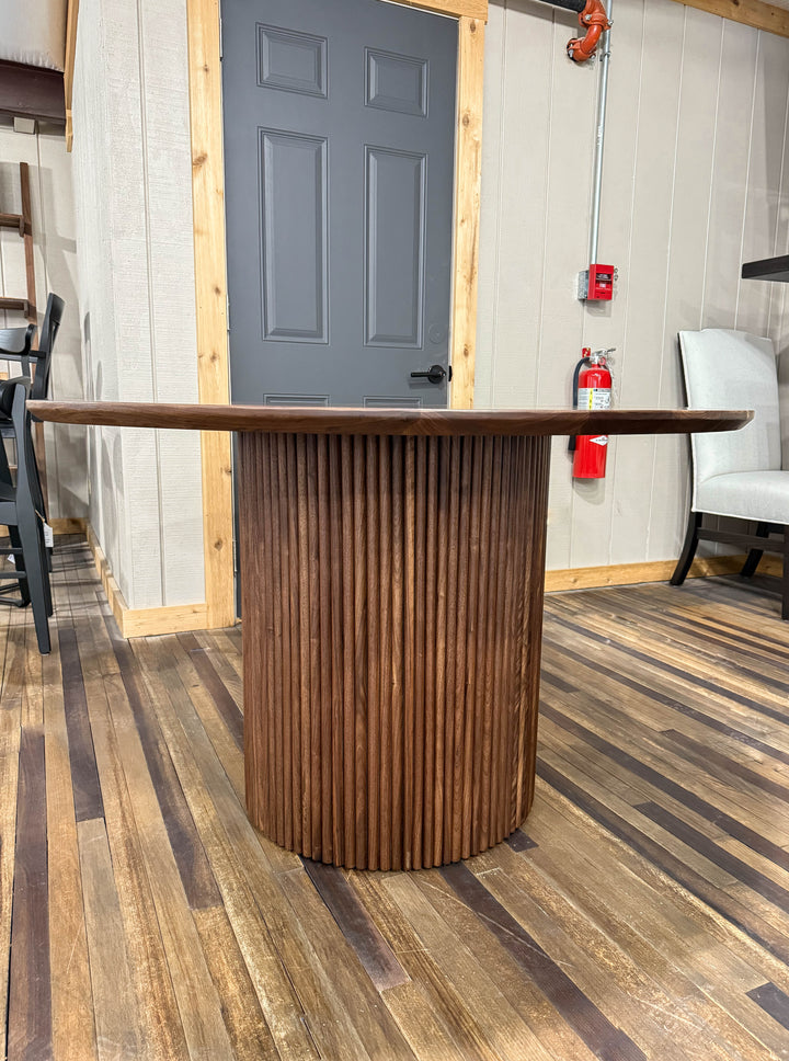 |#165| WALNUT REEDED TABLE