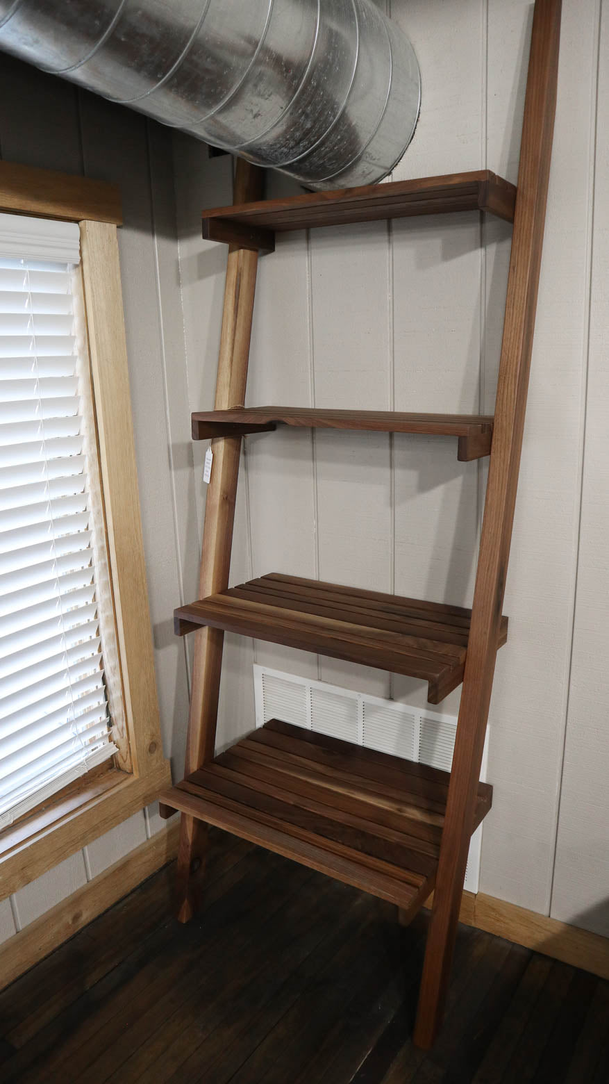 |#313| WALNUT LADDER BOOKSHELF