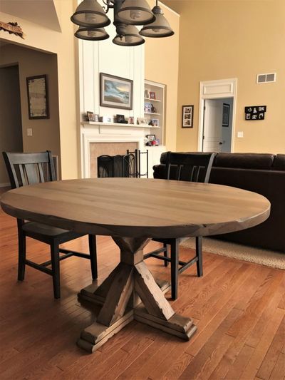 Custom round tables